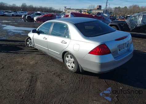 2006 Honda Accord 2.4 Lx из США, поврежденный, VIN 1HGCM56496A127441